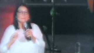 ΝΑΝΑ ΜΟΥΣΧΟΥΡΗ "Χάρτινο το φεγγαράκι" Ηρώδειο 2008