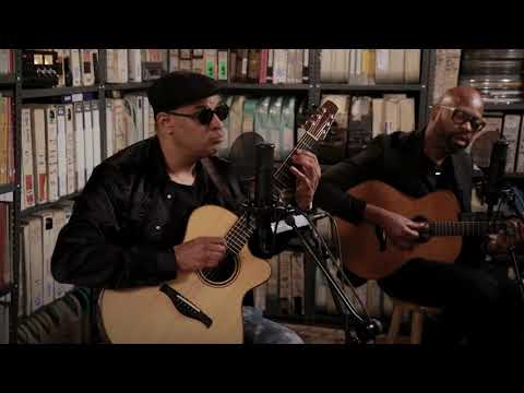Raul Midon and Lionel Loueke - Nonvignon - 6/28/2019 - Paste Studios - New York, NY