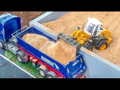 RC tractor Action! R/C farming with Siku Control at Hof Mohr!