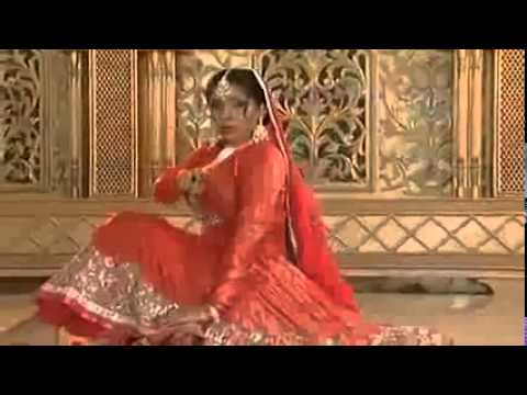 Tenu Bedarda Meri Nigawan Sallam  Pakistani Girl Mahnoor Stage Mujra Dance 2013