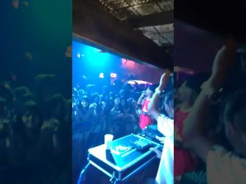 Mc Diley Incendiando O Baille Do Hangar.12/11/2016