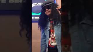 Download lagu KERENN BANGETT😂 GAYA RAMBUTT SULEE wkwkwk🤣🤣#inkachristie#shorts#sule #cintakita#shorts#musik #viral mp3