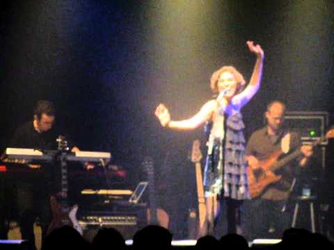 Bruna Caram - Feriado Pessoal