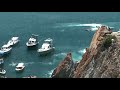Acapulco Cliff Divers (High Quality)