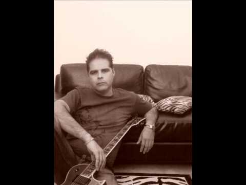 ULISES ALCORTA CANCION BURBUJAS EN EL AIRE