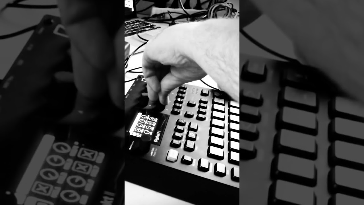 Ambient jam with Elektron Digitakt 2 and Yamaha Rm1x #synth #synthesizer #electronicmusic