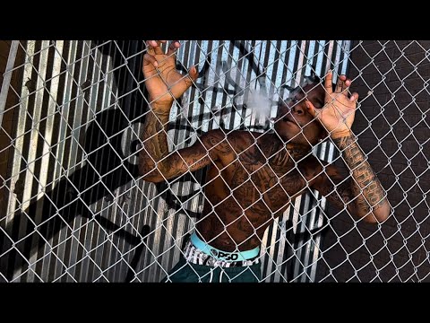 MAJINN - 5 Minutes Of Trauma (Official Music Video)