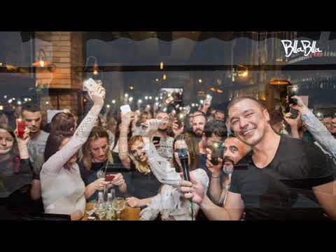 Një kafe me....NEKI EMRA