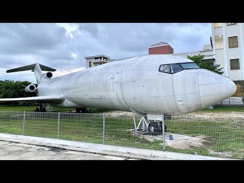 Johor Bahru Abandoned Aircraft Tour - Boeing 727 & 747