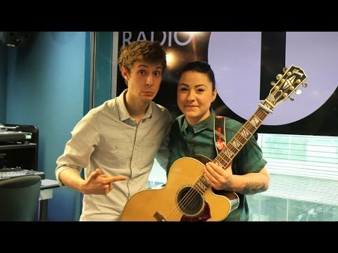 Lucy Spraggan's 10 Minute Christmas Song