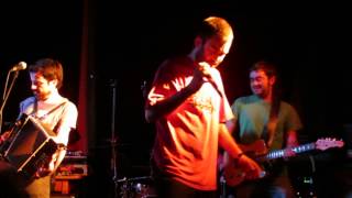 Esne Beltza - Zauriak