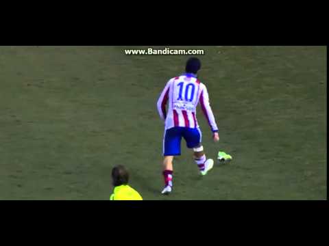 Arda Turan throwing boot on referee