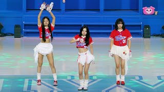 Download lagu '1,3,2' 정연 미나 쯔위 unit TWICE(트와이스) 팬미팅 4K 241020 mp3