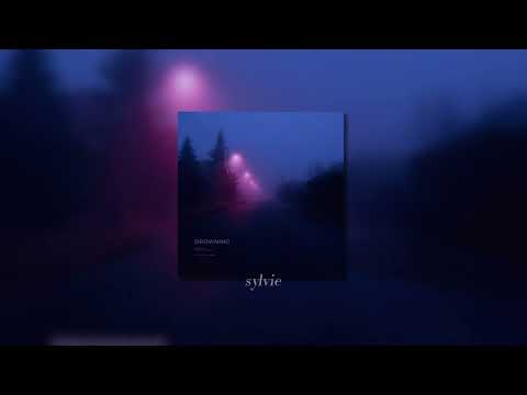 vague003 - drowning (8D Audio)