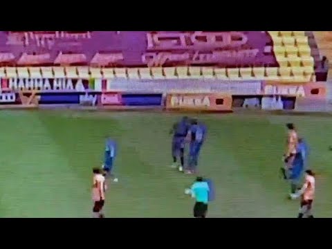 Grimbsy's Stefan Payne red card for headbutting teammate Felipe Morais vs Bradford City