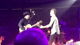 Garth Brooks &amp; Mitch Rossell Ask Me How I Know Newark, NJ 12/03/2017