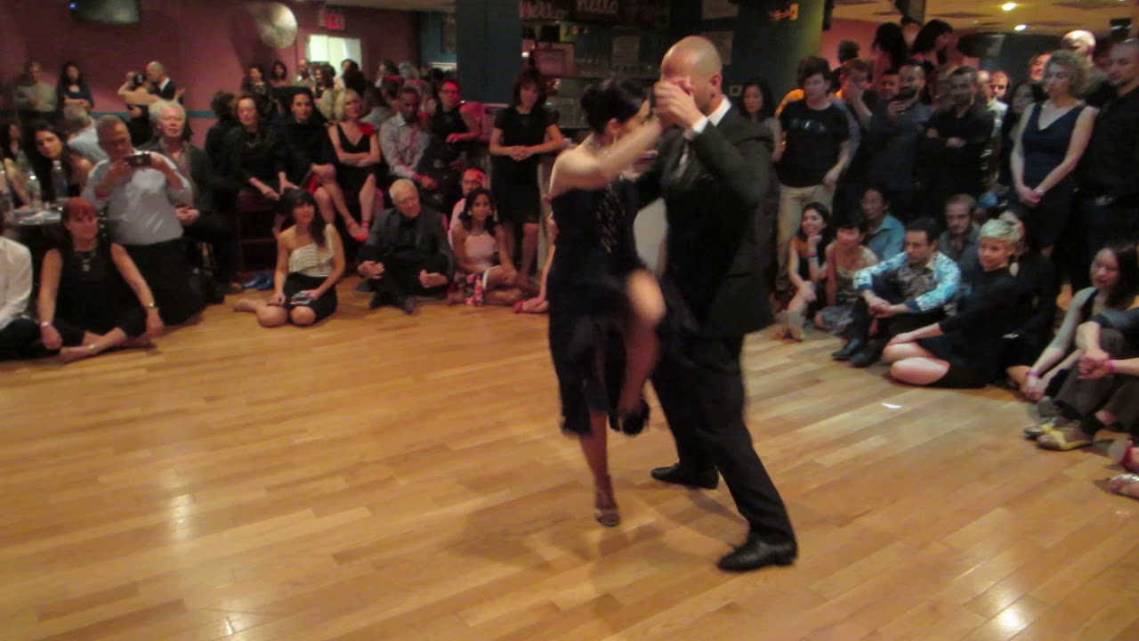 Guillermina Quiroga and Mariano Diego Logiudice at Mala Leche NYC December 2017 performance 1