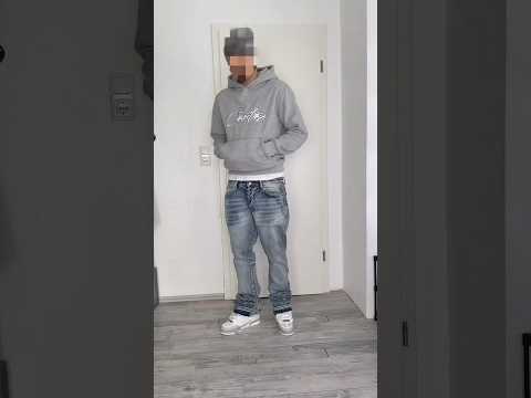 FLARED JEANS FIT #flaredjeans #outfitinspo #ytshorts #lifeisbutadream #yt #shortsvideo