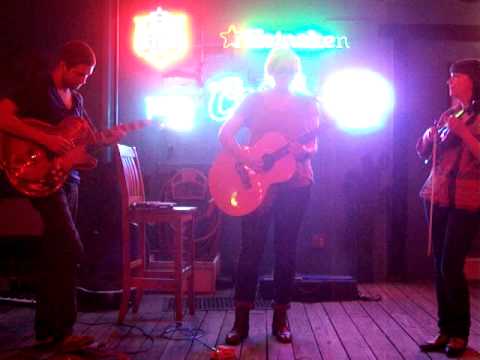 Sarah Jaffe - Acoustic Set from 2009