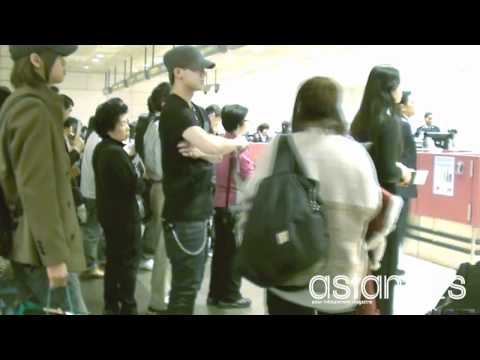 Niel and CAP at Changi Immigration
