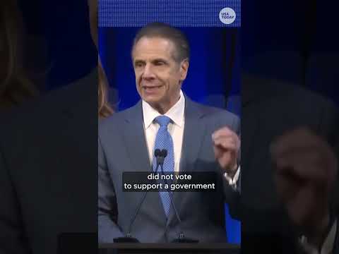 Andrew Cuomo stops crowd boos during Mamdani concession speech