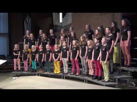 beVOICEd 2017 - GYNAIKA & KORITSIA - Tama Tu (Sally K  Albrecht)