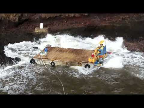 Aranui 5 - Abenteuerliches Anlegemanöver in Ua Huka // Alle Achtung!!!