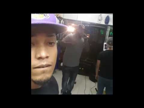 Julio Restituyo x Infula El JeQue #FREESTYLE 2k17 En urbanocloset