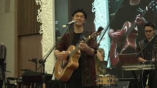 Download lagu OVERTUNES - MUNGKIN || LIVE PADANG mp3