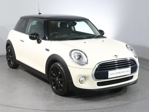 MINI HATCHBACK 1.5 Cooper 3dr Auto [Chili Pack]