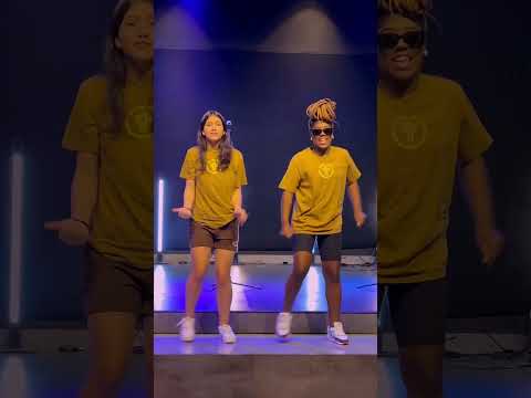 Crente tbm dança 007 - Victin Coreografia - Gaaby #crente #dança #shorts