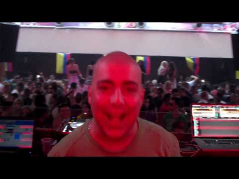 MARIO OCHOA @ SPACE (JULY 2010) part 6