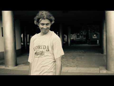 Place Presents - Simon Källkvist