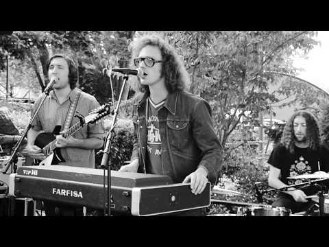 Triptides - Invitation (Live @ Volière by Radio 3FACH)