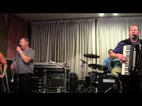 The Dyna Brass (2015) - Bay City Nights