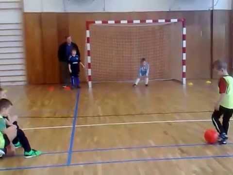 1/ co s míčem?Tak to ještě neumíme! Honza Po. MFK Most, SK Slaný,  * 08032015647