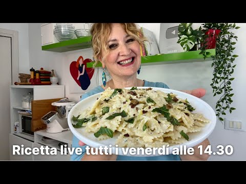 Se hai un limone e un po’ di formaggio prepara questa pasta velocissima