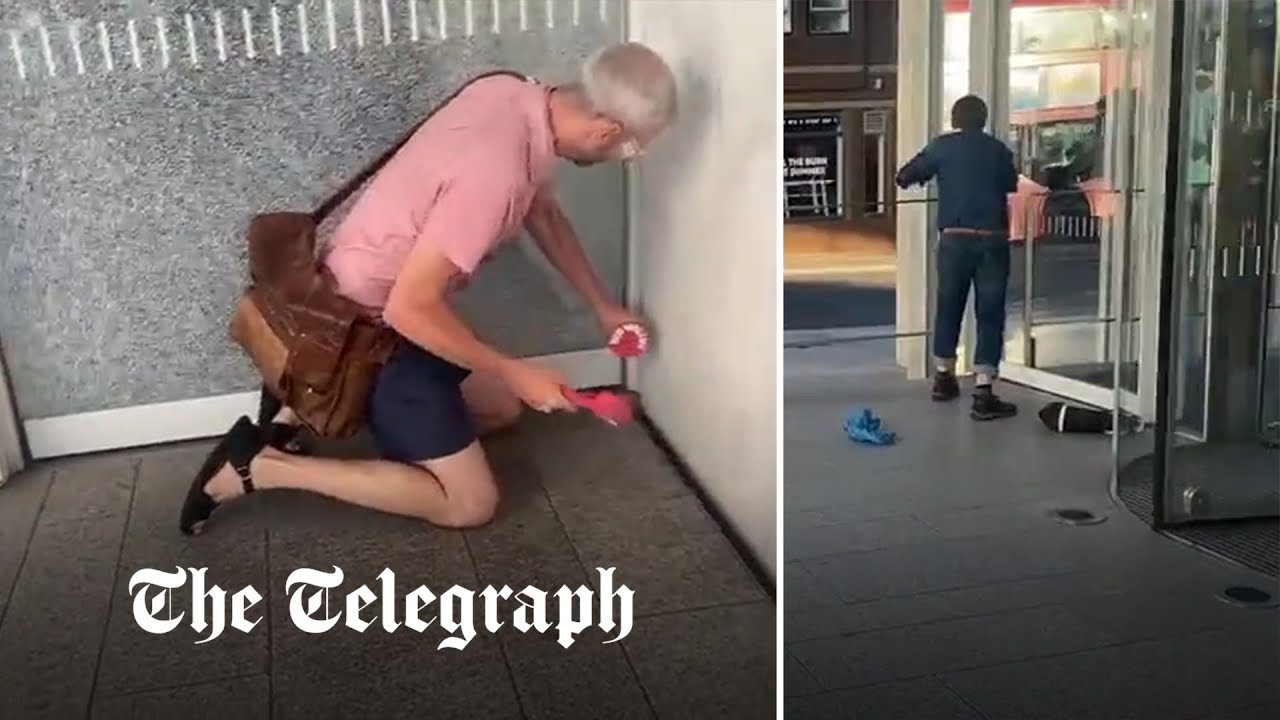 Extinction Rebellion smash windows at Rupert Murdoch's offices in protest over Sun and Times' climate coverage - Vimarsana News