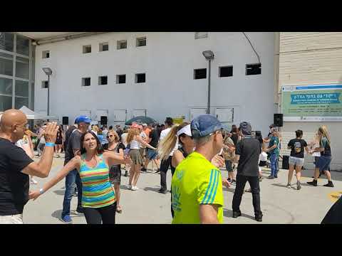 back to normal 🙏🇮🇱 israeli folk dance