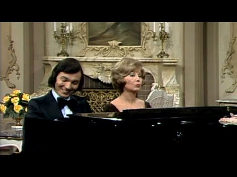 Karel Gott & Anneliese Rothenberger - Serenade Nº13/Mein Lebenslauf ist Lieb' und Lust/Wiener Blut