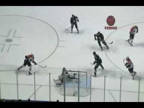 James van Riemsdyk scores vs Lightning - 3-2-10