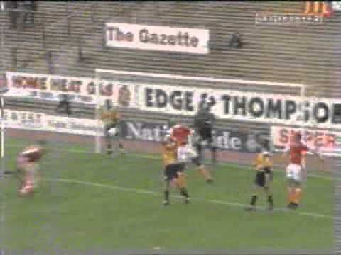 Blackpool 2 Wrexham 1 07/08/99