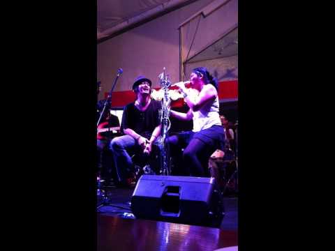 Dia Sahabat - Melanie Subono feat. Anda (RollingStone Cafe Jkt)