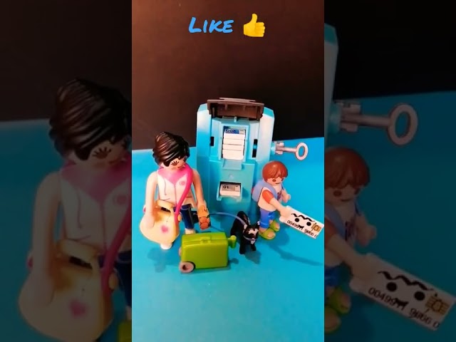 Vídeo relacionado con PLAYMOBIL Family Fun 70439 Turistas con Cajero, A Partir de 4 años