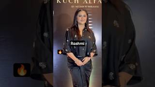 Download lagu Rashmi desai in black outfit for diwali party looking like Barbie doll #rashmideshai #diwali #party mp3