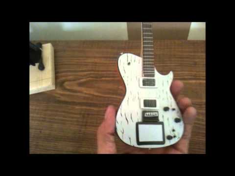 MiniCustomGuitars Matt Bellamy M1D1