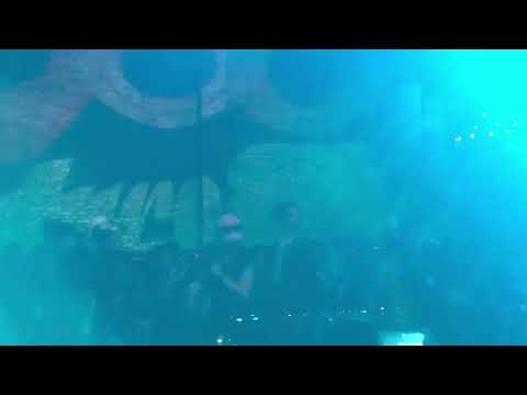 SlimV X Touliver quẩy tung nóc 1900