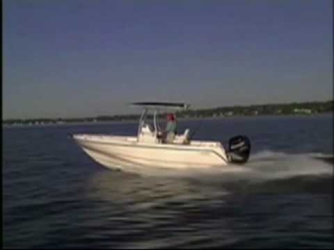 Boston Whaler 210 Outrage