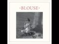 Blouse -- Into black 