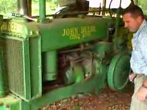 John Deere Hand Crank 1937 G